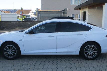 Opel Insignia 114.645 km 12.799 &euro; Babenhausen 64832