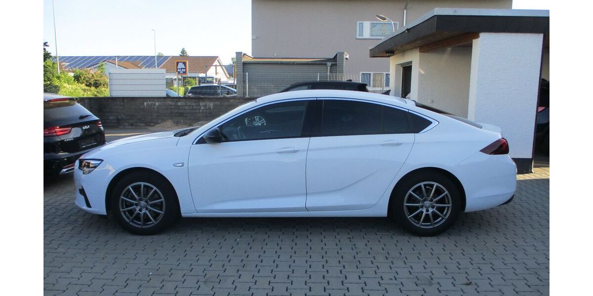 Opel Insignia 114.645 km 12.799 &euro; Babenhausen 64832