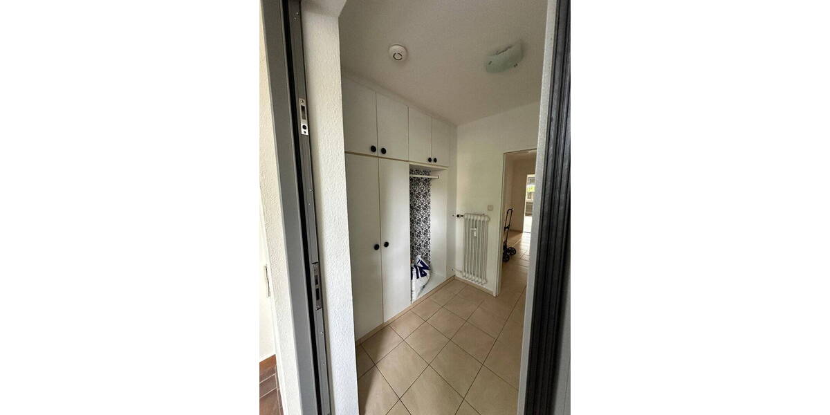 Etagenwohnung Offenbach Bieber - 3 Zimmer, 80 m&sup2;, 940&euro; | Angebot:26730929