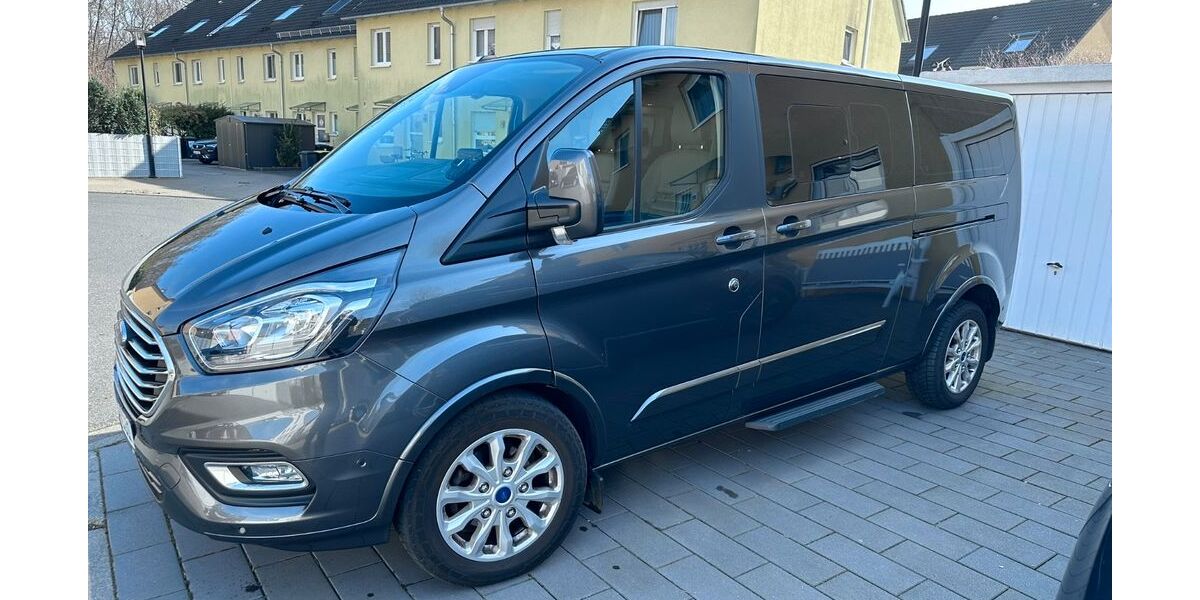 Ford Tourneo Custom 105.000 km 34.000 € Frankfurt 65934