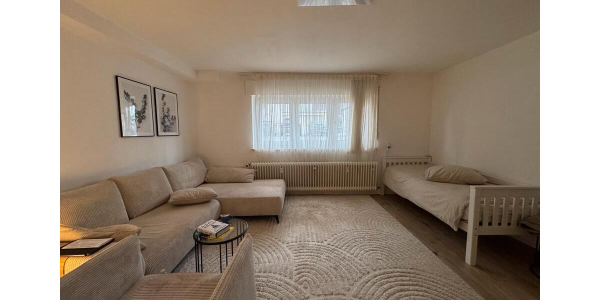 1 Zimmer Wohnung Raum Darmstadt-RiedbahnÜBERNAHME NUR MIT MÖBEL 1 zimmer