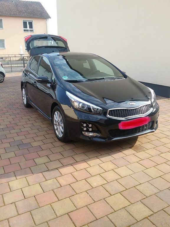 Kia ceed / Ceed 110.000 km 11.300 € Dietzenbach 63128