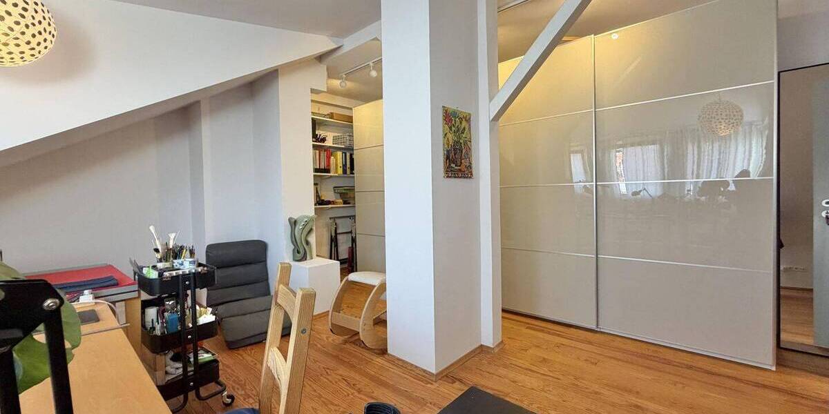 Etagenwohnung Offenbach Offenbach am Main - 4 Zimmer, 100 m&sup2;, 349.000&euro; | Angebot:26904211