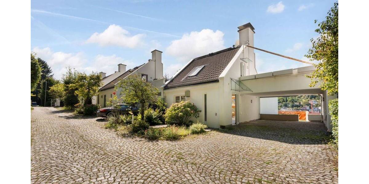 Reihenmittelhaus Hofheim am Taunus Lorsbach - 6 Zimmer, 260 m&sup2;, 899.000&euro; | Angebot:23950743