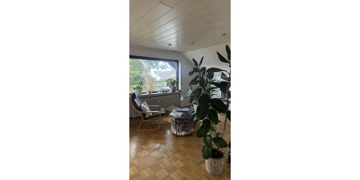 Etagenwohnung Frankfurt am Main Bonames - 3 Zimmer, 87 m&sup2;, 1.280&euro; | Angebot:26246327