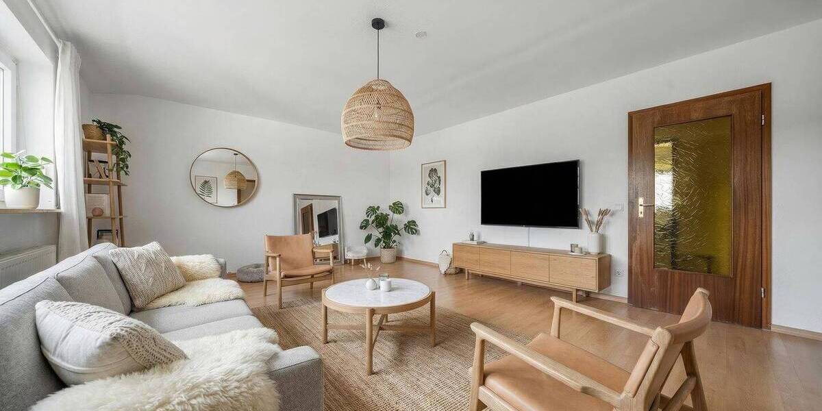 Etagenwohnung Rüsselsheim am Main Rüsselsheim - 2 Zimmer, 63 m&sup2;, 220.000&euro; | Angebot:26081016