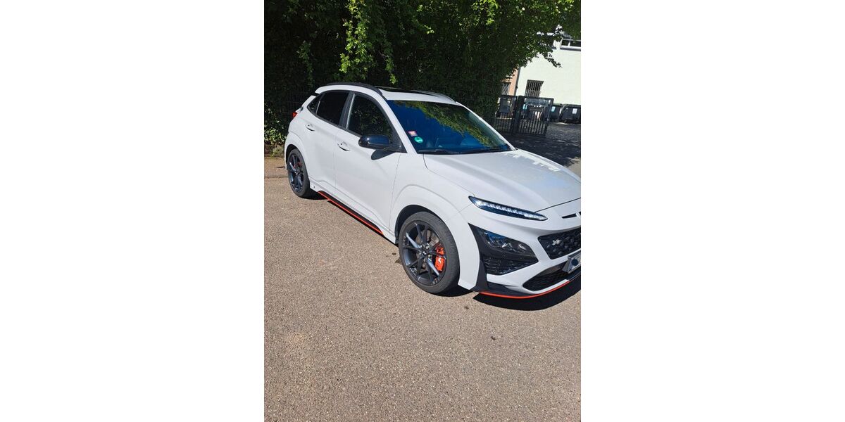 Hyundai KONA 33.588 km 29.900 &euro; Frankfurt 60433