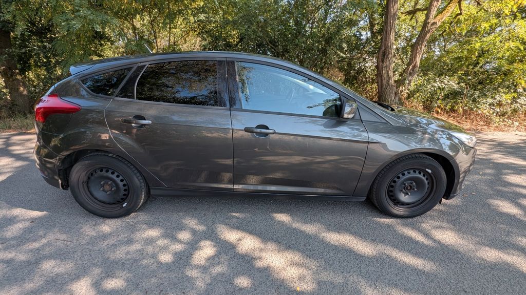 Ford Focus 107.235 km 7.500 &euro; Rodgau 63110