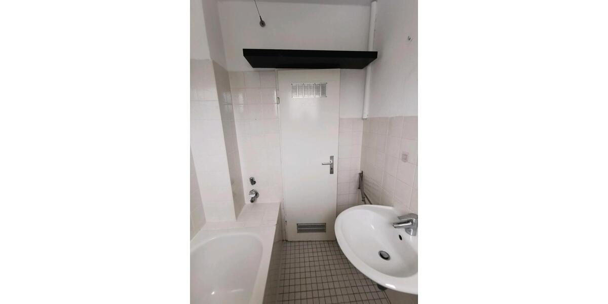 Etagenwohnung Frankfurt am Main Fechenheim - 3 Zimmer, 59 m&sup2;, 260.000&euro; | Angebot:25170105