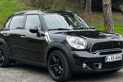 Mini Countryman S (Cooper) 126.000 km 9.999 &euro; Frankfurt am Main 60437