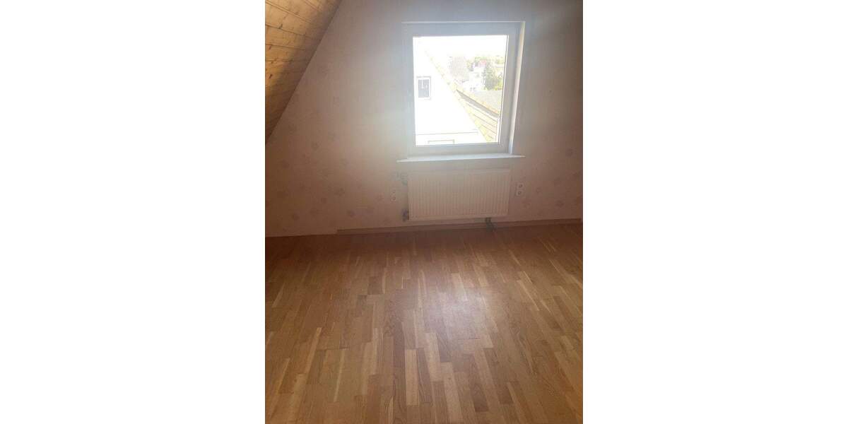 Doppelhaushälfte Frankfurt Harheim - 7 Zimmer, 170 m&sup2;, 690.000&euro; | Angebot:25820766