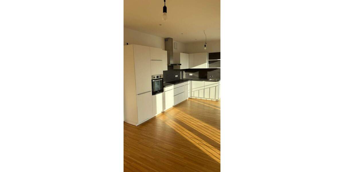 Etagenwohnung Offenbach am Main Hafen - 4 Zimmer, 154 m&sup2;, 2.695&euro; | Angebot:24277698
