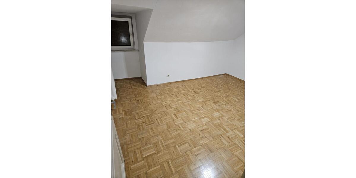 Dachgeschoßwohnung Neu-Isenburg Isenburg - 2 Zimmer, 51 m&sup2;, 700&euro; | Angebot:26132853