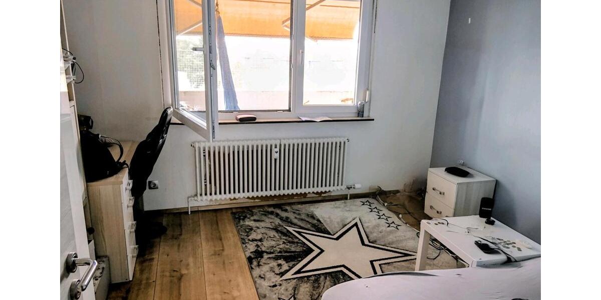 4,5-Zimmer-Wohnung (104 qm) |Hochheim | provisionsfrei| 2 Balkone 4.5 zimmer