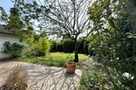 *Bungalow in ruhiger Wohnlage mit Erweiterungs- oder Neubaupotenzial*