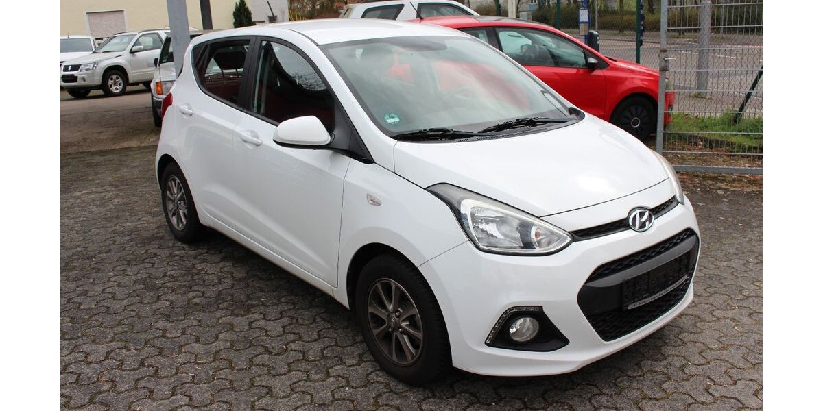 Hyundai i10 25.400 km 9.999 &euro; Hanau 63452
