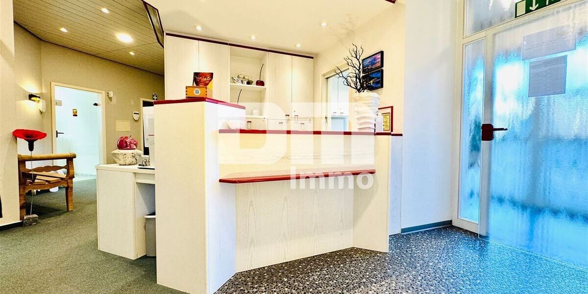Ladeneinheit und Büro Praxisfläche teilvermietet im Paket mit umfangreicher Ausstattung - Gewerbeobjekt Kleinostheim | Angebot:26971242