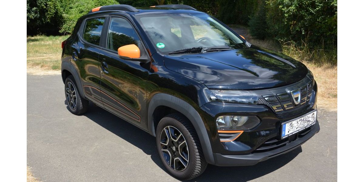 Dacia Spring 48.000 km 9.499 &euro; Frankfurt 60437