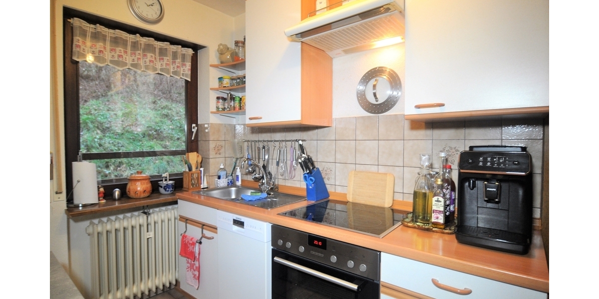 Top Angebot: 1 Grundstück, 3 Gebäude, bis zu 5 WE, davon 3 vermietet - Mehrfamilienhaus, Wohnhaus Schmitten | Angebot:26339403