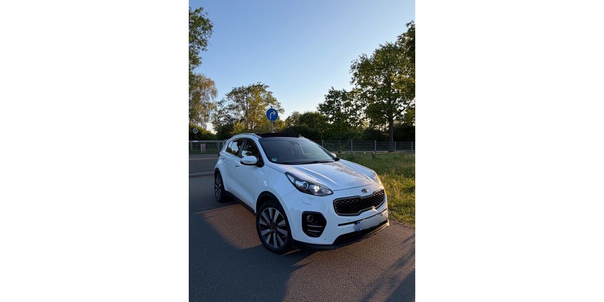 Kia Sportage 180.000 km 14.000 &euro; OFFENBACH AM MAIN 63071