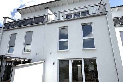 Haus Groß-Gerau / Dornheim Dornheim - 4 Zimmer, 142 m&sup2;, 1.920&euro; | Angebot:27076881