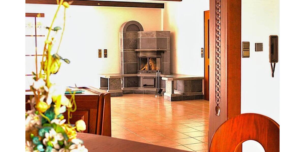 Mehrfamilienhaus, Wohnhaus Griesheim - 7 Zimmer, 180 m&sup2;, 699.000&euro; | Angebot:25686274