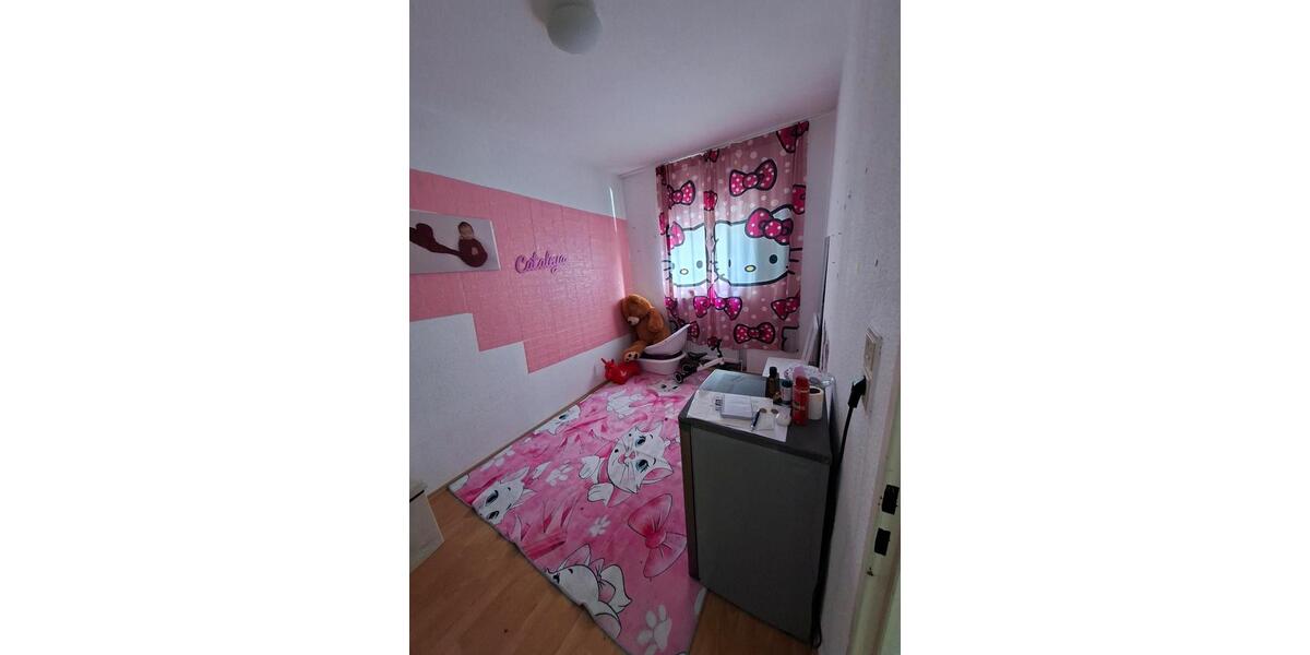 Etagenwohnung Frankfurt am Main Bergen-Enkheim - 4 Zimmer, 73 m&sup2;, 850&euro; | Angebot:25440011
