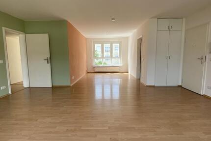 Wohnung Oberursel (Taunus) - 5 Zimmer, 112 m&sup2;, 2.000&euro; | Angebot:26385796