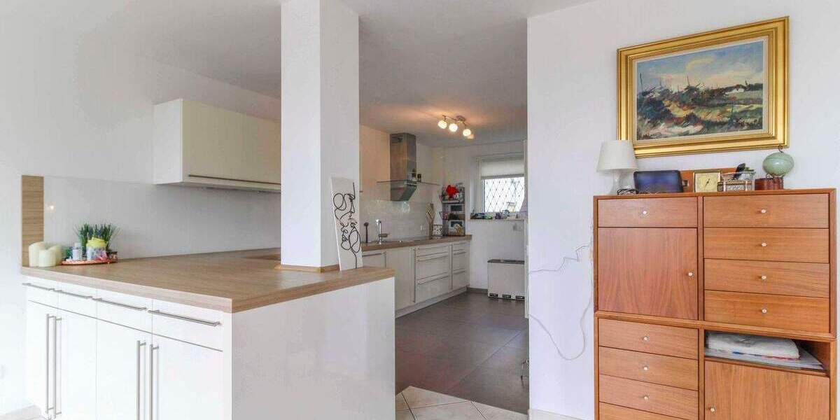 Luxus pur: Penthousewohnung mit riesiger Terrasse, Schwimmbad und Sauna in Bad Soden 4 zimmer