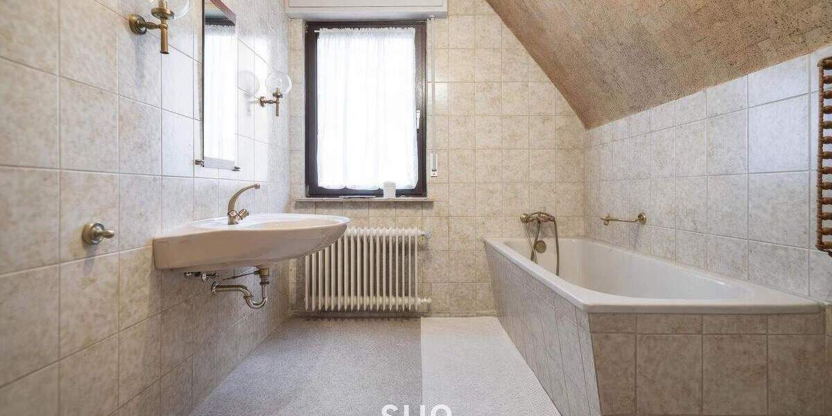 Einfamilienhaus Kelsterbach - 7 Zimmer, 141 m&sup2;, 699.000&euro; | Angebot:24698720