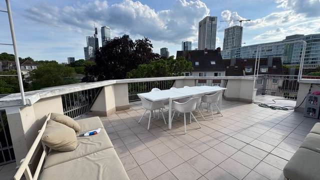 Etagenwohnung Frankfurt Innenstadt 2 - 4 Zimmer, 110 m&sup2;, 2.675&euro; | Angebot:26890644