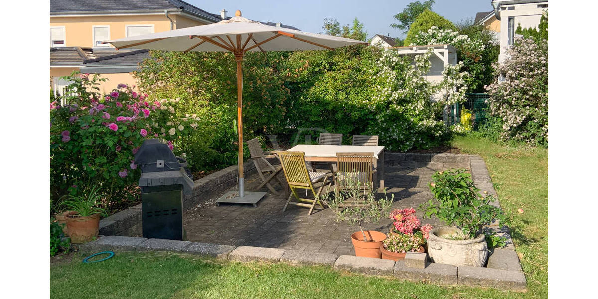 Einfamilienhaus Wehrheim Obernhain - 8 Zimmer, 198 m&sup2;, 1.150.000&euro; | Angebot:25695537