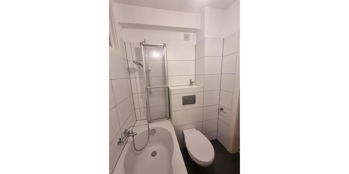 Etagenwohnung Frankfurt am Main Ginnheim - 1 Zimmer, 35 m&sup2;, 180.000&euro; | Angebot:27016009