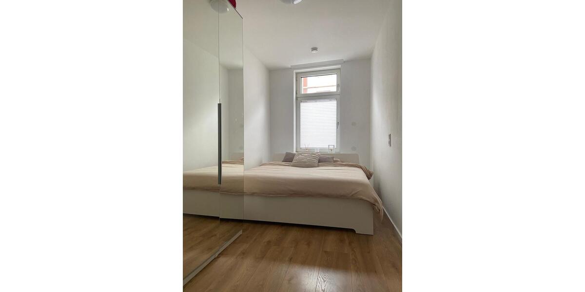 Mehrfamilienhaus, Wohnhaus Frankfurt am Main West - 2 Zimmer, 53 m&sup2;, 1.100&euro; | Angebot:25049623