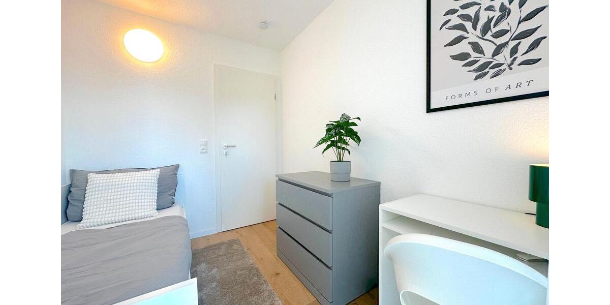 ++ NEU WG ++ Gründung einer möbelierten 3er WG - Schwalbach am Taunus 5 zimmer