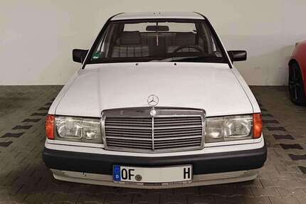 Mercedes-Benz 190 278.683 km 2.200 &euro; Heusenstamm 63150