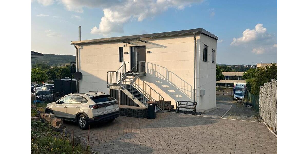 Große, moderne 3-Zimmerwohnung mit Terasse & optionaler Halle 3 zimmer