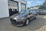 Hyundai i30 YES! Plus Navigation, Panoramadach, LED, Sport 89.202 km 12.890 &euro; Rodgau 63110