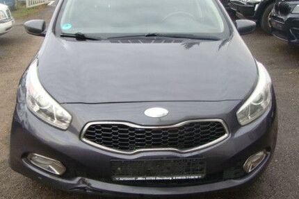 Kia ceed / Ceed 362.000 km 3.600 &euro; Erlensee 63526