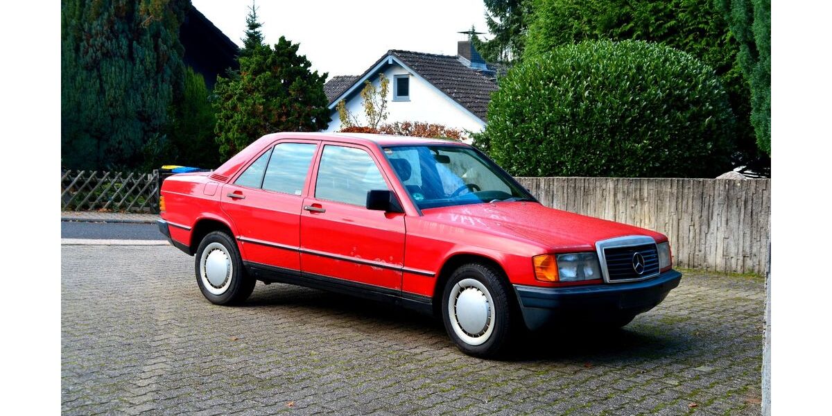 Mercedes-Benz 190 150.000 km 2.700 &euro; Niedernhausen 65527