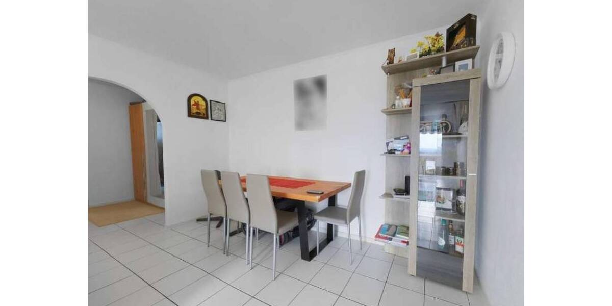 Etagenwohnung Frankfurt am Main Eckenheim - 3 Zimmer, 84 m&sup2;, 1.200&euro; | Angebot:26451927