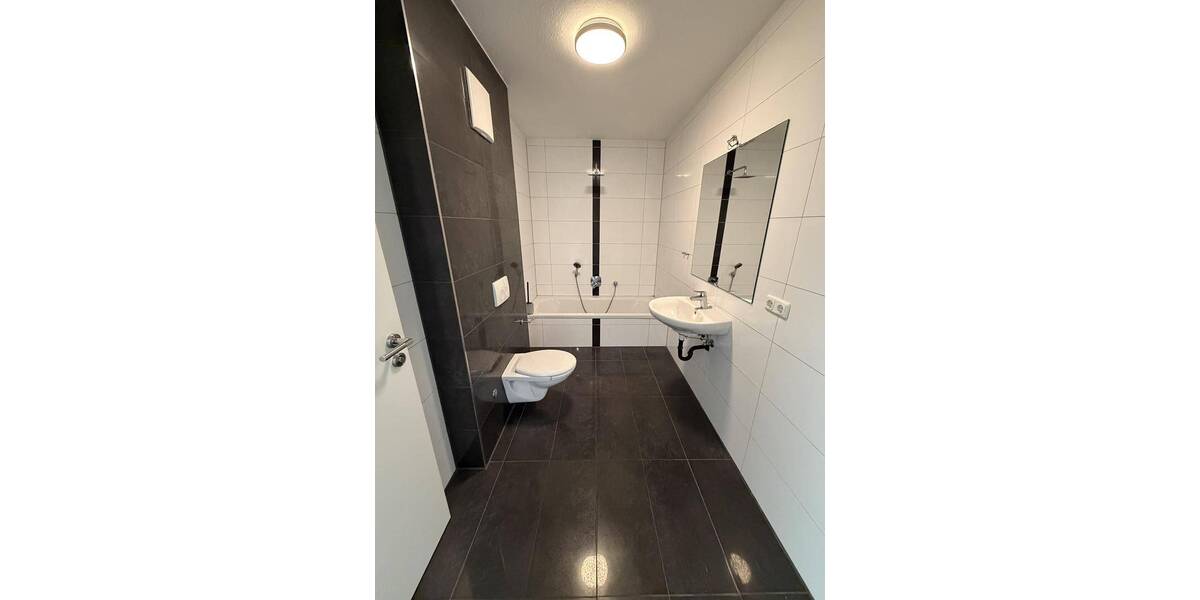 Etagenwohnung Offenbach Offenbach am Main - 3 Zimmer, 79 m&sup2;, 1.200&euro; | Angebot:26740614