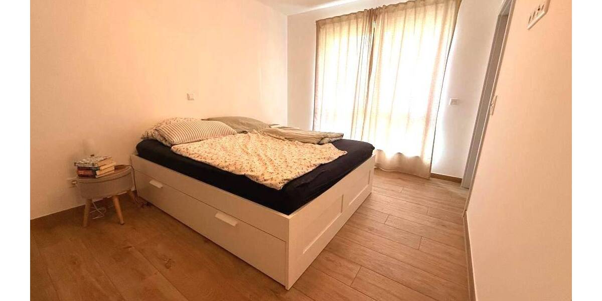 Terrassenwohnung Karlstein am Main Dettingen - 4 Zimmer, 126 m&sup2;, 1.400&euro; | Angebot:26909954