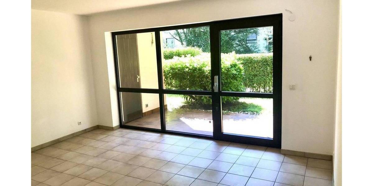 Etagenwohnung Frankfurt am Main Hausen - 2 Zimmer, 65 m&sup2;, 390.000&euro; | Angebot:26886226