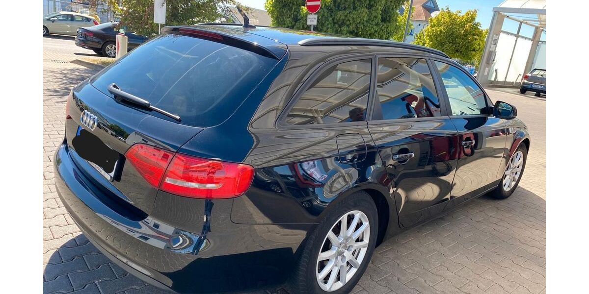 Audi A4 266.000 km 7.200 &euro; Karben 61184
