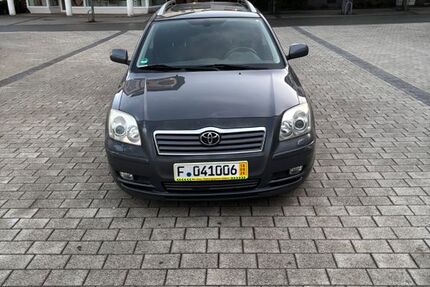 Toyota Avensis 218.000 km 1.199 &euro; Frankfurt am Main 60386