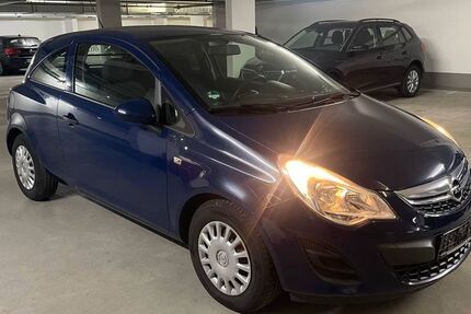 Opel Corsa 155.000 km 3.000 &euro; Frankfurt 60313