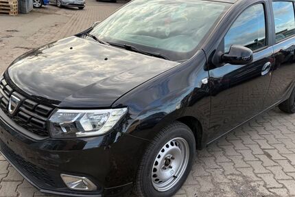 Dacia Sandero 54.000 km 3.990 &euro; Dietzenbach 63128