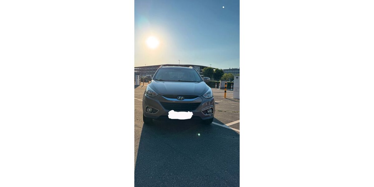 Hyundai ix35 260.000 km 6.900 &euro; RÜSSELSHEIM 65428