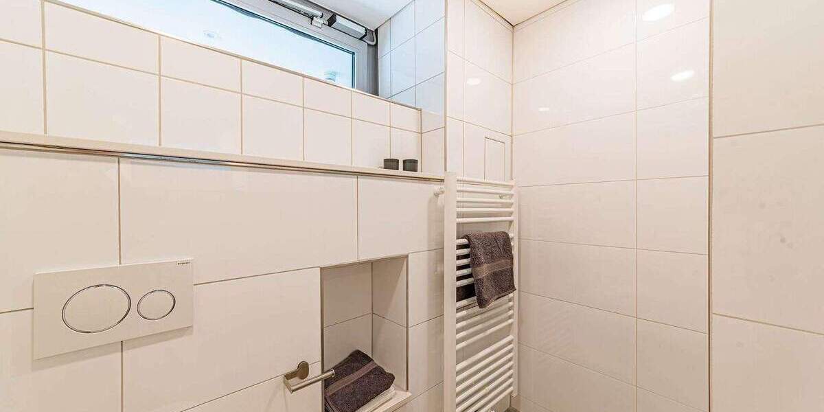 Etagenwohnung Frankfurt am Main Bahnhofsviertel - 2 Zimmer, 65 m&sup2;, 2.340&euro; | Angebot:25661899